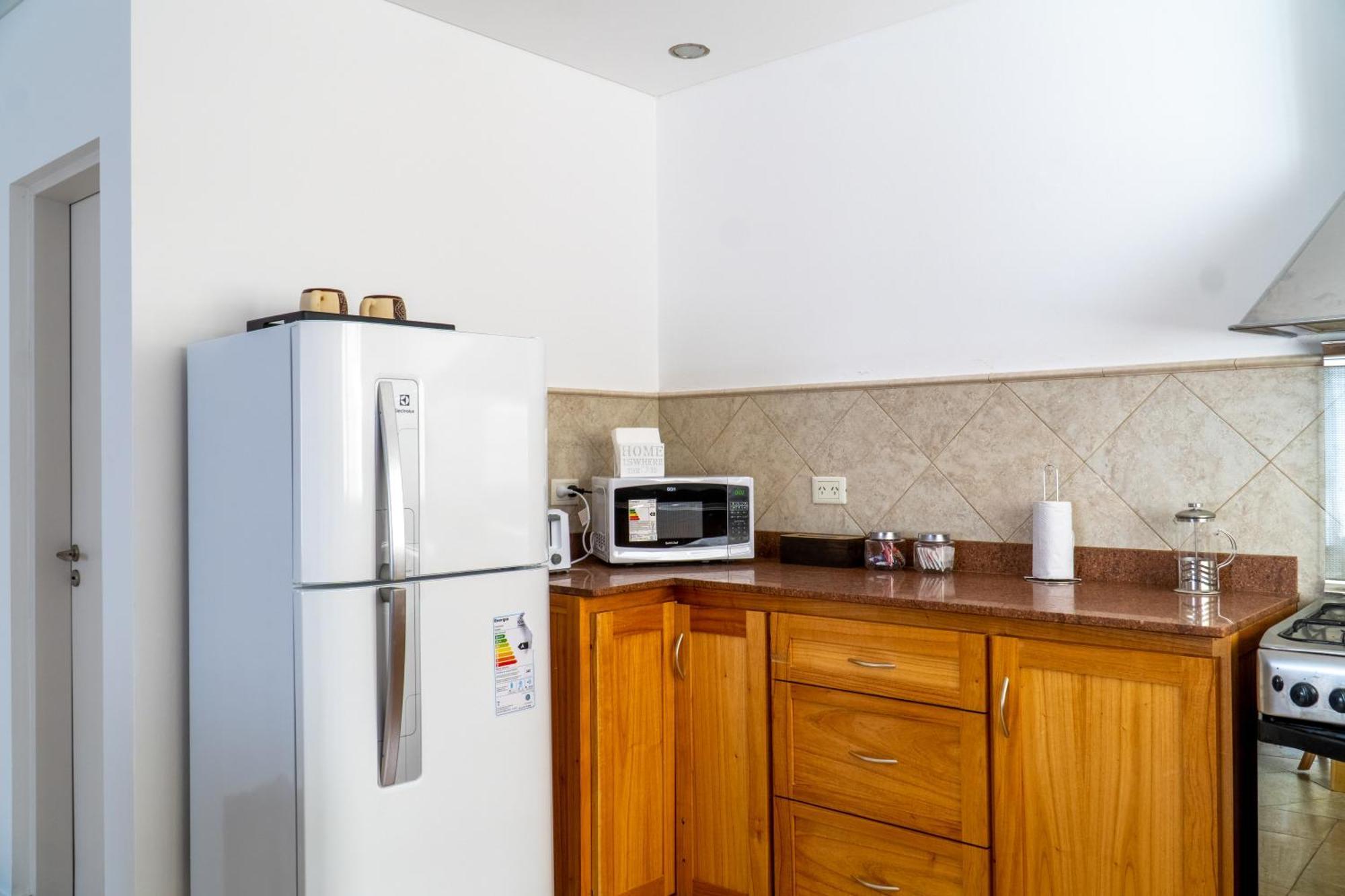 Maca Tobiano, Amplio, Calido, A Pasos Del Mar Apartment Puerto Madryn Bagian luar foto